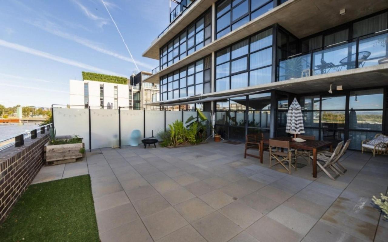 Dockside Apartments Kingston Act Канбера Екстериор снимка
